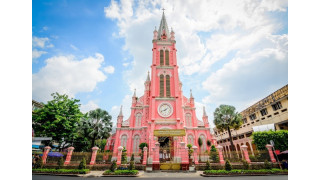"Chụp cháy máy" ở 3 nhà thờ màu hồng đẹp nhất Việt Nam